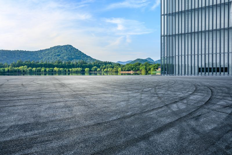 Who Does Asphalt Service