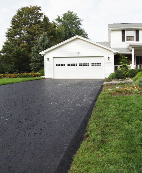 Cost of Blacktop Driveway Paving in Joplin